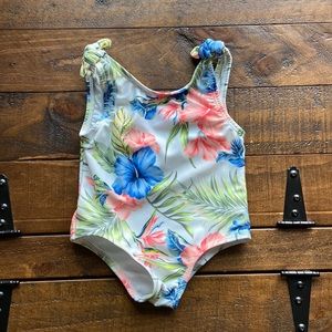❤️ Wonder Nation Hawaiian Hibiscus Infant swimsuit size 12M #110